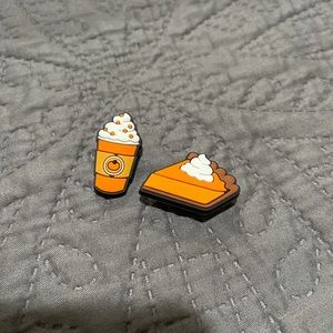 🏷️3/$15 SALE 2pc Pumpkin Jibbitz 🎃